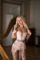 Проститутка Поля впервые в нуре (21 лет, Новый Уренгой)